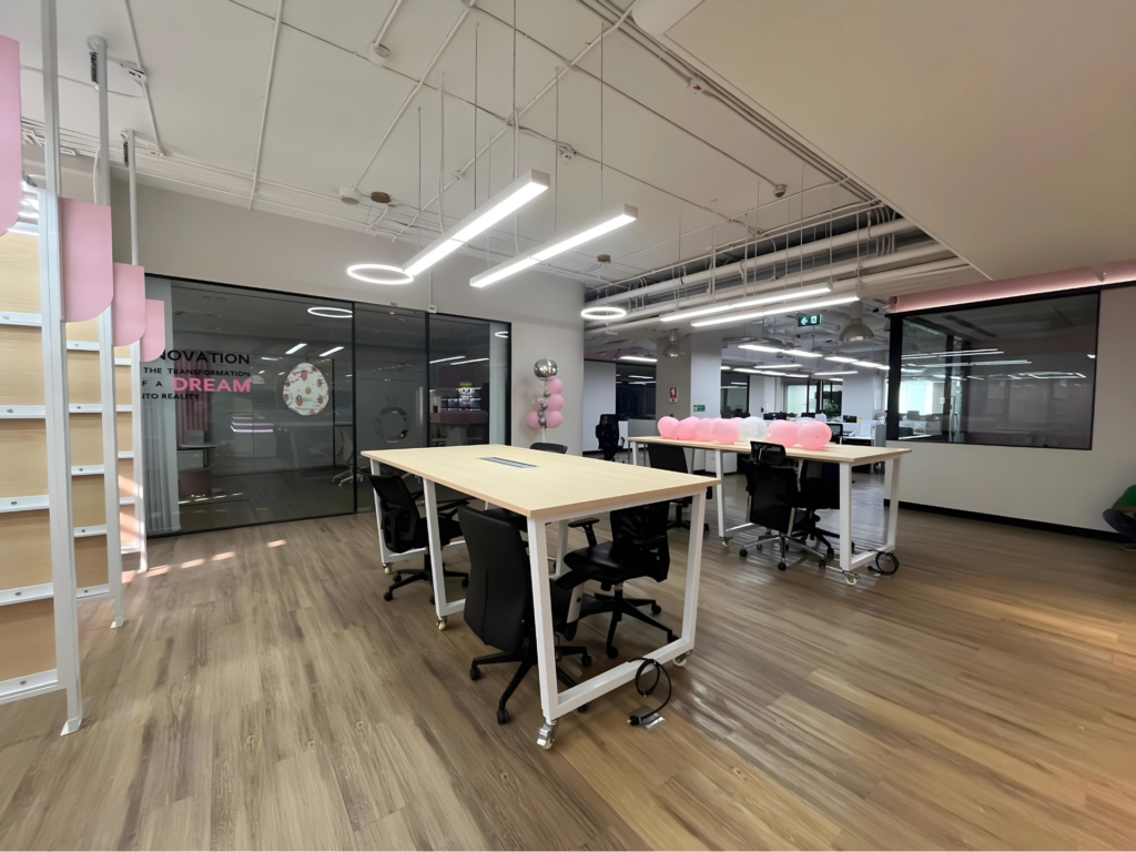 PANDORA Office A -12 Building (7)